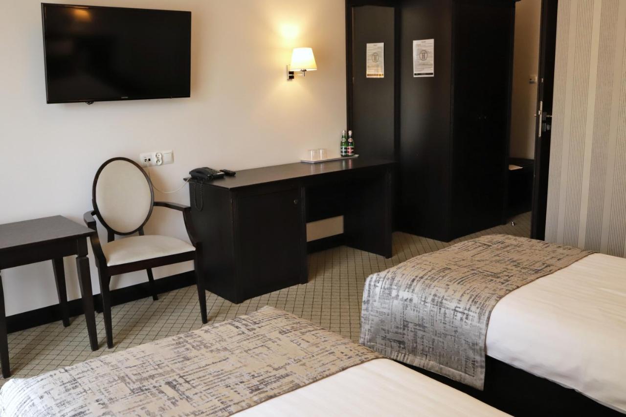 Hotel Toscania Włoszakowice Eksteriør bilde