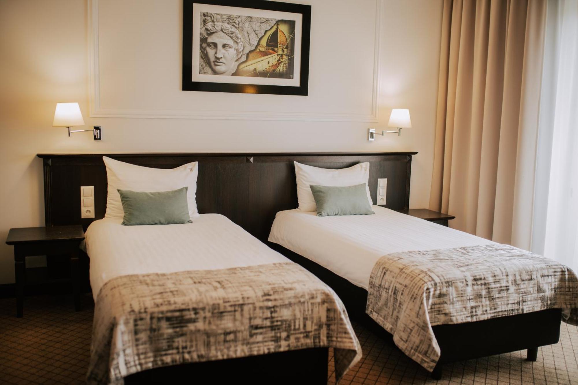 Hotel Toscania Włoszakowice Eksteriør bilde