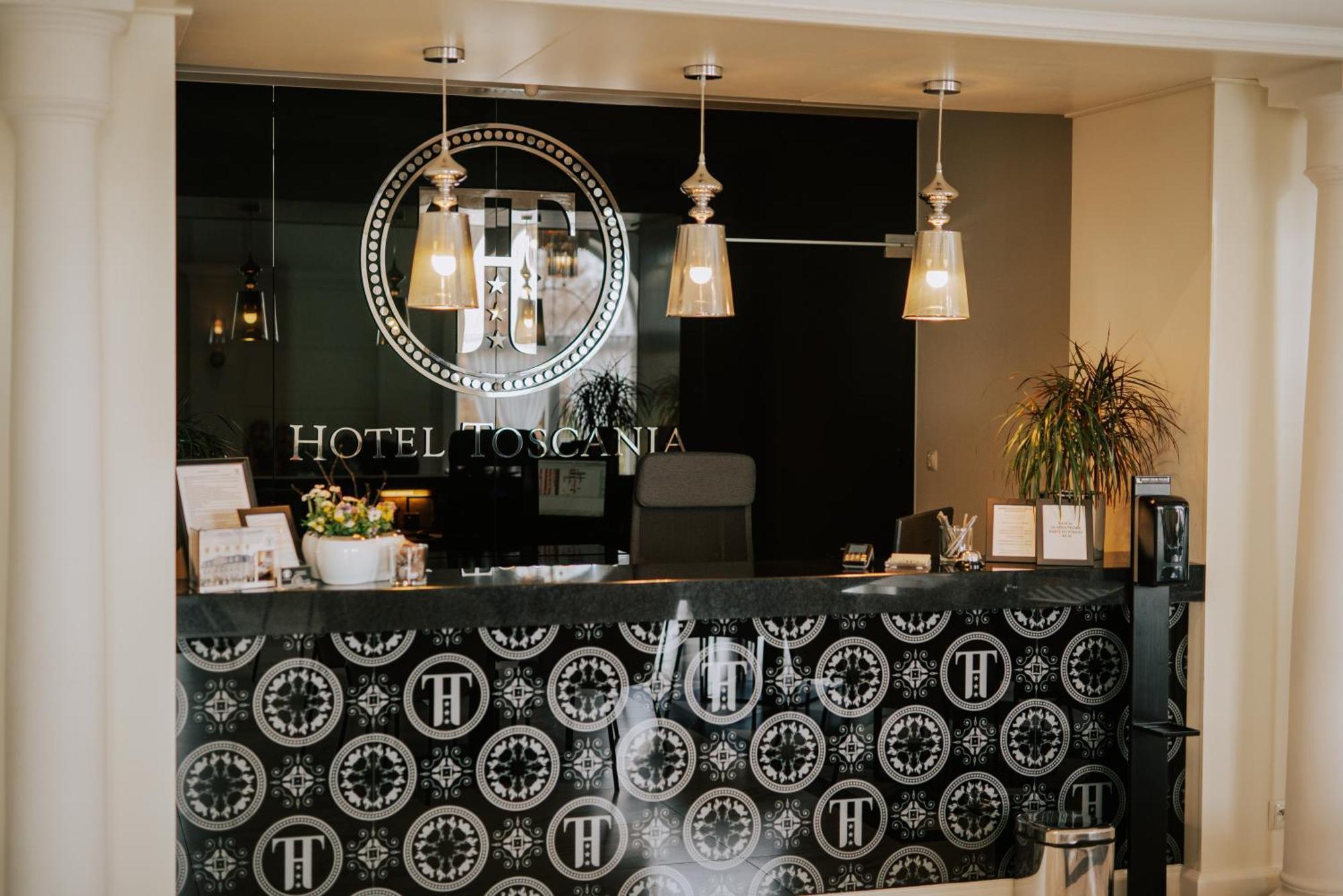 Hotel Toscania Włoszakowice Eksteriør bilde