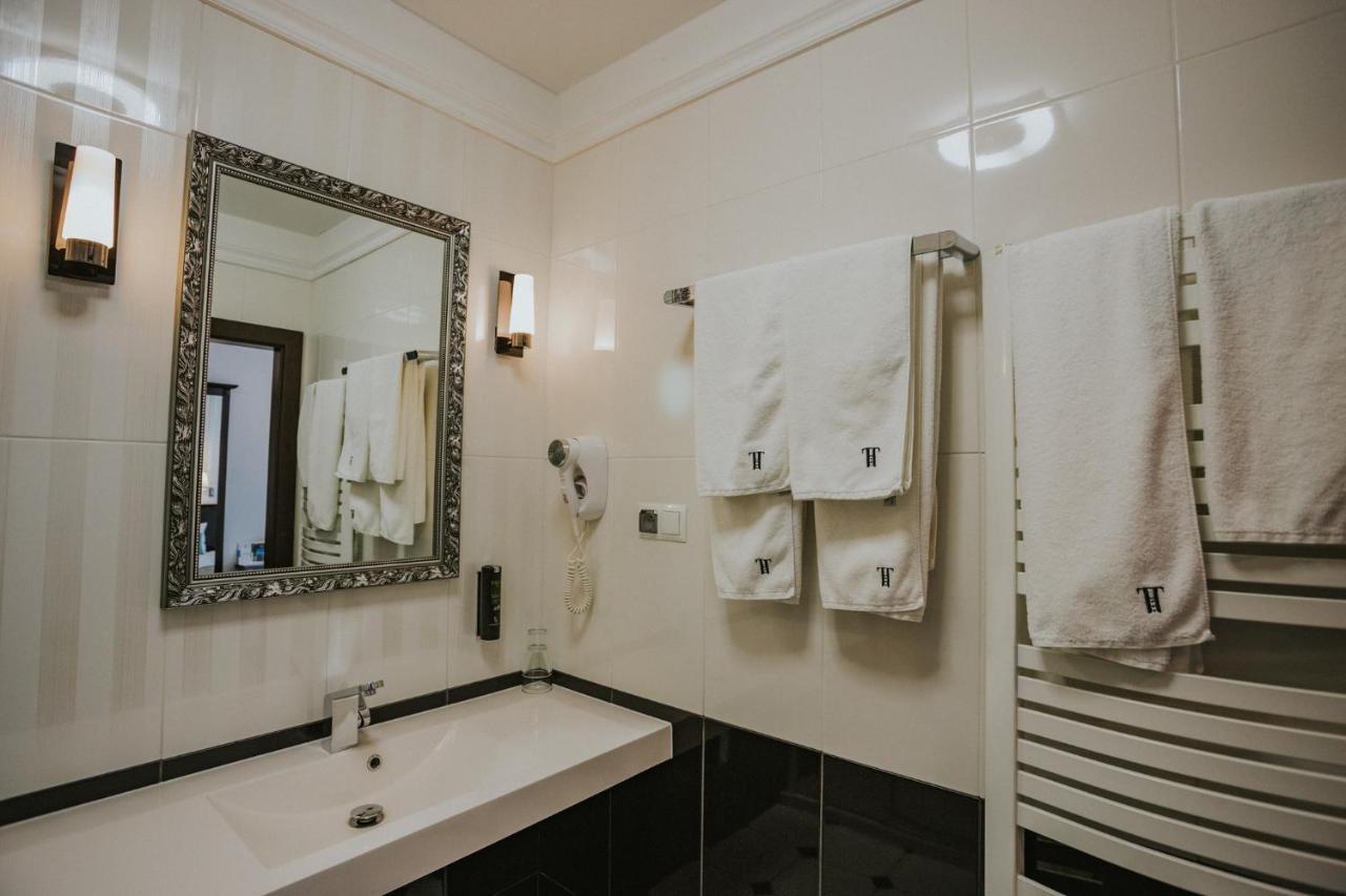 Hotel Toscania Włoszakowice Eksteriør bilde